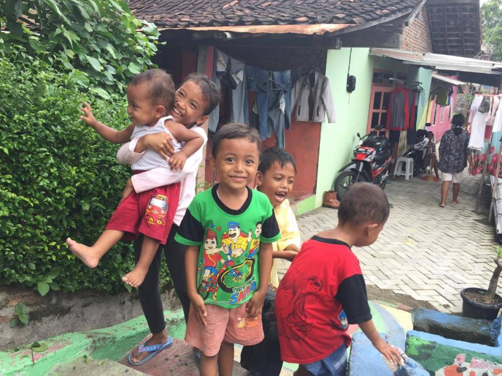 Radosť detí v Indonézii